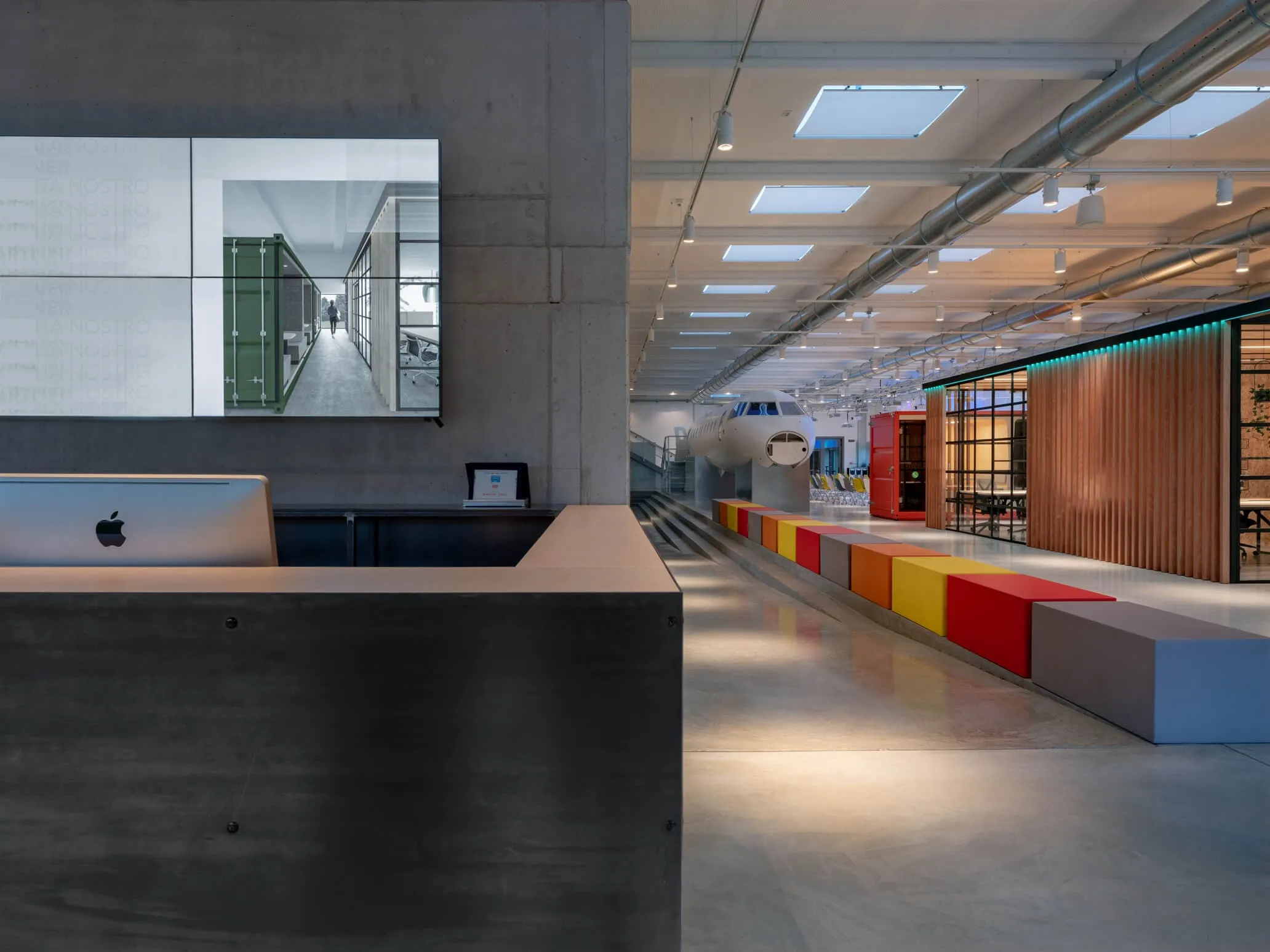 Infinite Area HQ img
