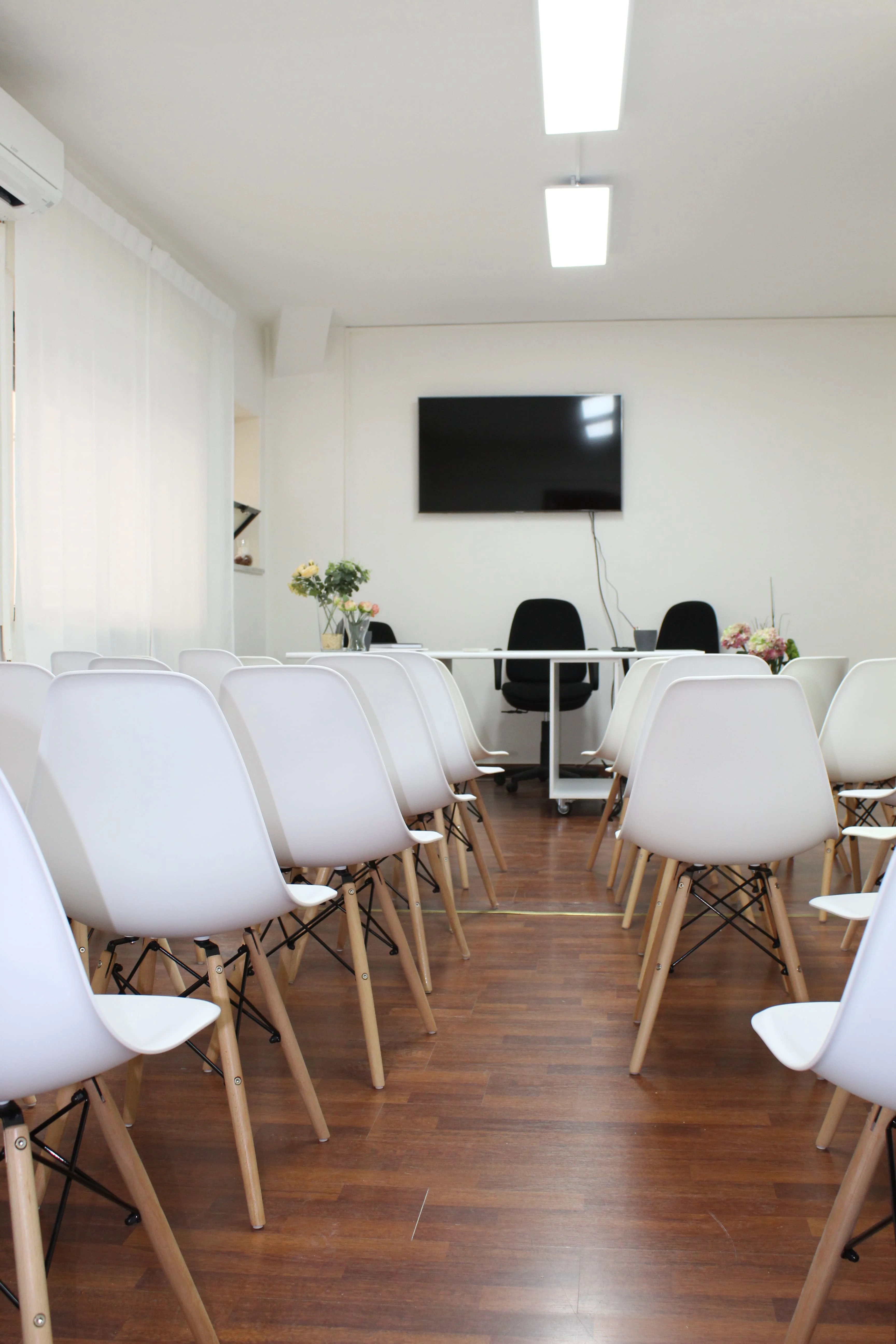 Meetingroombari img